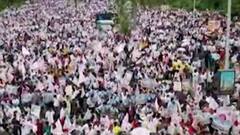 BJP Protest : राजकारण्यांची आंदोलनं, तिसऱ्या लाटेला आमंत्रण? भाजपकडून कोरोनाच्या नियमांना हरताळ