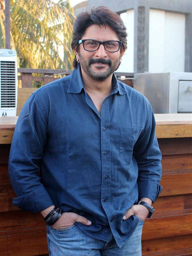 Arshad warsi - अरशद बॉलीवुड में आने से पहले घर-घर जाकर कॉस्मेटिक का सामान बेचते थे. आज अरशद ने अपनी अदाकारी से लाखों लोगों को अपना दीवाना बना लिया है.