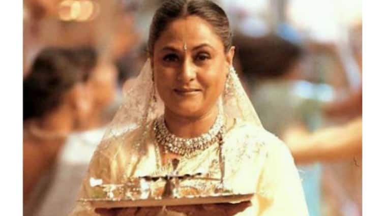 Jaya Bachchan To Make Digital Debut With ‘Sadabahar’ অমিতাভ-অভিষেকের পর, ডিজিটাল দুনিয়ায় পা রাখছেন জয়া বচ্চন