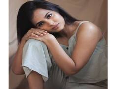 Ramya Pandian Clicks | தூது வருமா தூது வருமா : ரம்யா பாண்டியன் க்யூட் க்ளிக்ஸ்..!