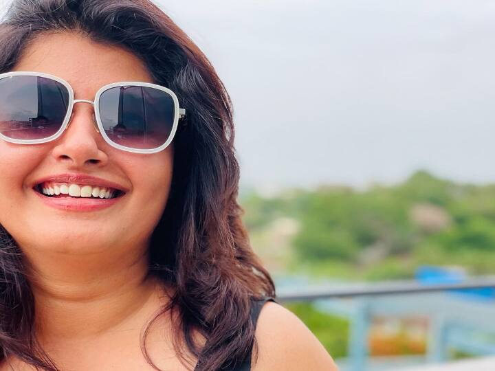 என் காலடி மண்ணில் பதிந்தாலும் நான் நூறடி