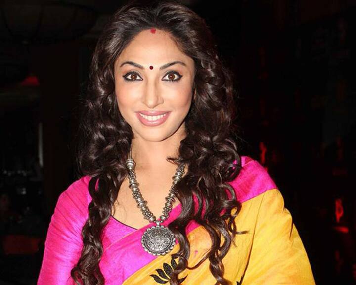 Mouli Ganguly - टीवी सीरियल 'कहीं किसी रोज़' में अपने किरदार के लिए वाहवाही लूटने वाली मौली गांगुली भी फिल्मी पर्दे से लंबे समय से गायब हैं.