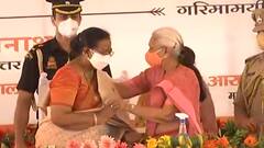 Ram Nath Kovind परिवार समेत पहुंचे पैतृक गांव Paraukh पहुंचे, Anandiben Patel ने किया स्वागत