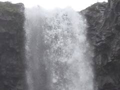 PHOTO : आनंदाचे असंख्य क्षण घेऊन कोसळणारा सिंधुदुर्गातील ‘मांगेली धबधबा’