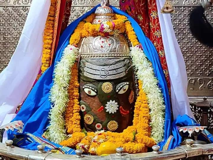 mahakal temple opened for devotees again today after 80 days ઉજ્જૈનઃ 80 દિવસ આજથી ફરીથી શ્રદ્ધાળુઓ માટે ખુલ્યું મહાકાલ મંદિર, કોરોના નિયમો સાથે થશે દર્શન