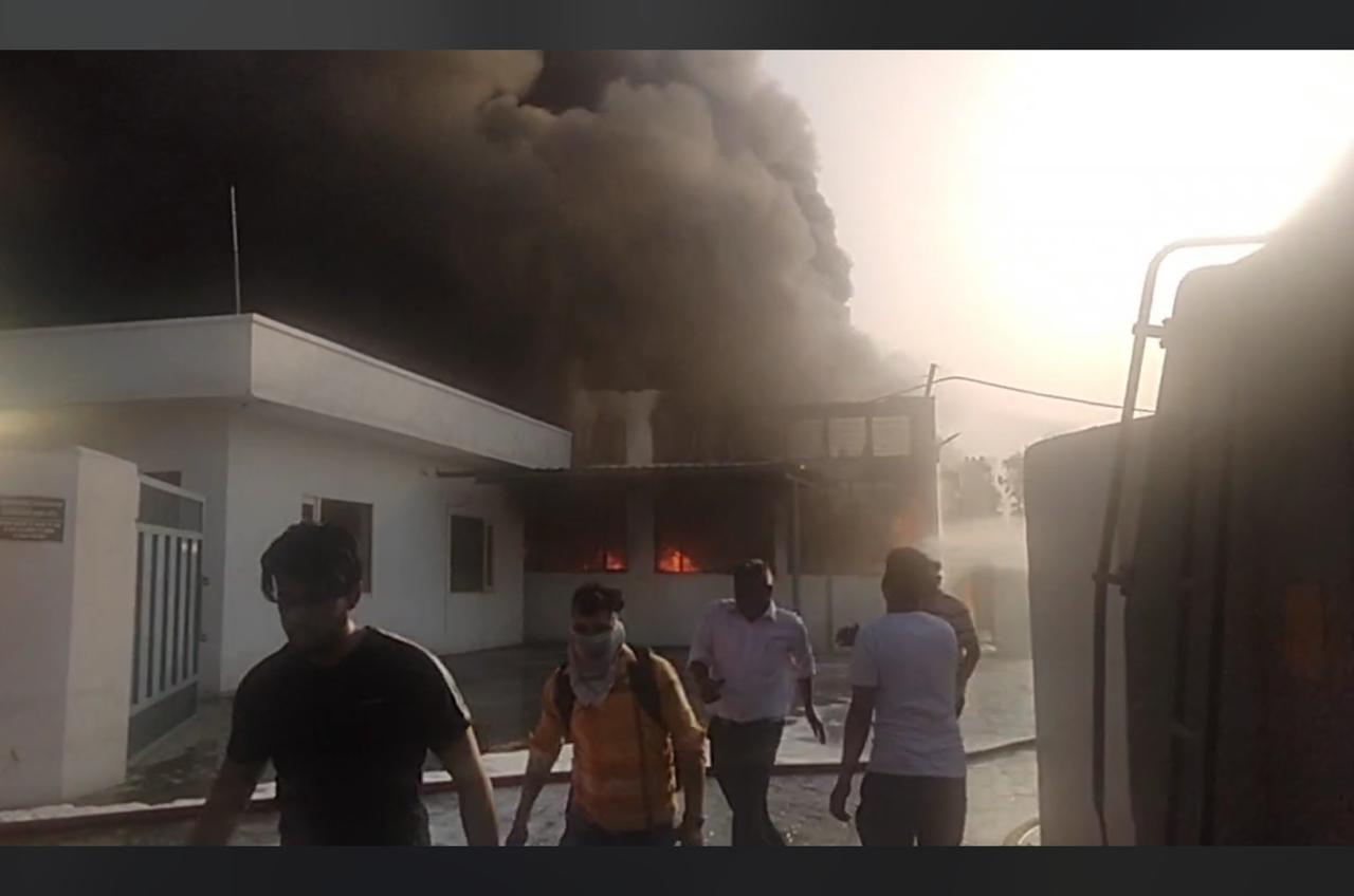 Massive Fire in Jalandhar: ਜੰਲਧਰ ਦੀ ਕੈਮੀਕਲ ਫੈਕਟਰੀ 'ਚ ਲੱਗੀ ਭਿਆਨਕ ਅੱਗ