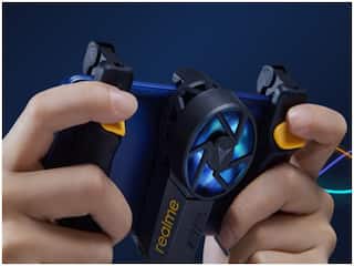 Realme Cooling Back Clip: অতিরিক্ত ব্যবহারে আপনার ফোন কি গরম হয়ে যাচ্ছে ? সমাধান রয়েছে Realme-র