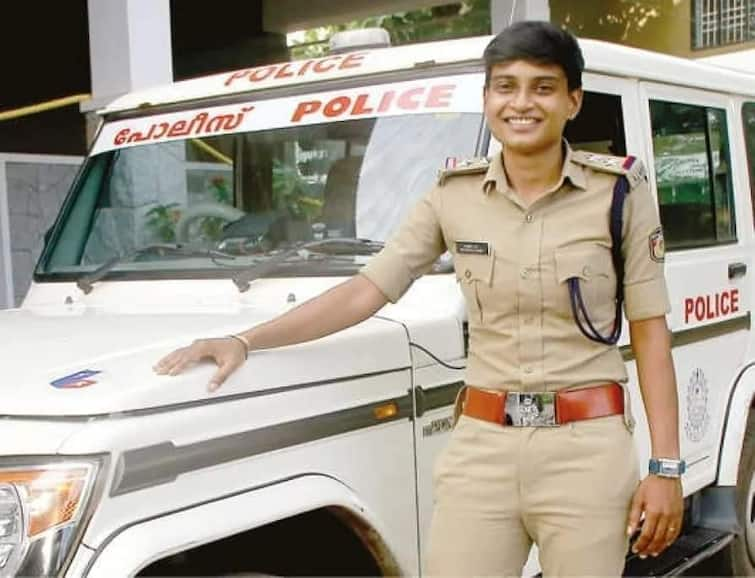 From Selling Lemonade To Taking Charge As Sub-Inspector In Kerala's Varkala: Tale Of Gritty Annie Siva