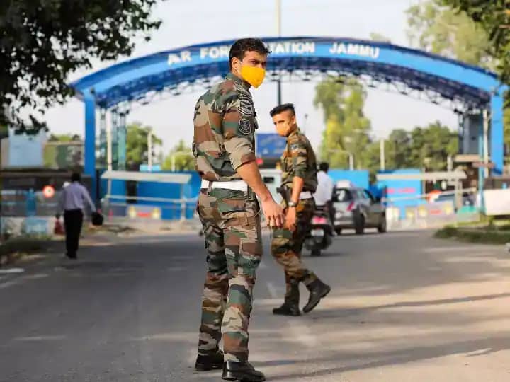 Home Ministry handed over investigation of Jammu Air Force Station attack case to NIA Jammu Air Force Station Attack: जम्मू वायु सेना स्टेशन हमले की जांच गृह मंत्रालय ने NIA को सौंपी