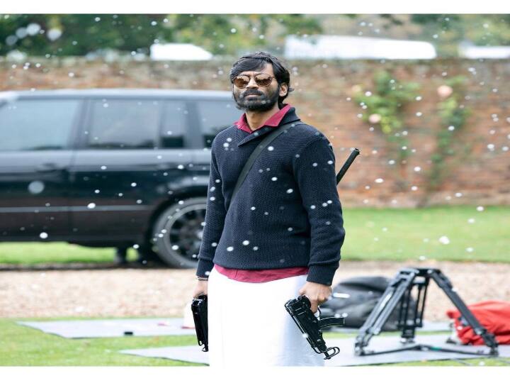 மிக சிறிய வயதில் தேசிய விருதை பெற்ற நடிகர் தனுஷ்.