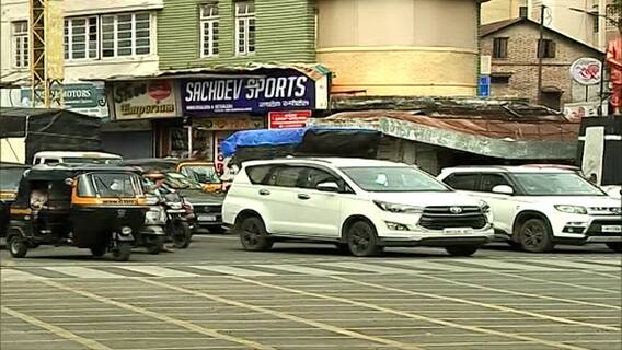 पुणे मिनी लॉकडाऊन : दुकानं सकाळी 7 ते दुपारी 4 पर्यंत खुली, रेस्टॉरंट 4 वाजेपर्यंत 50% क्षमतेने सुरू