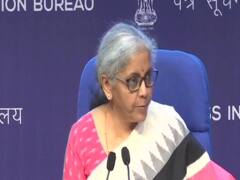 कोरोना राहत पैकेज: वित्त मंत्री ने पीएफ को लेकर की यह बड़ी घोषणा, जानें किन्हें होगा फायदा