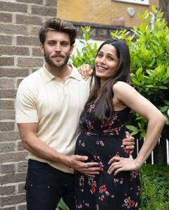 Slumdog Millionaire ਫੇਮ Freida Pinto ਨੇ ਕੀਤਾ ਪ੍ਰੈਗਨੈਂਸੀ ਦਾ ਐਲਾਨ, ਮੰਗੇਤਰ ਨਾਲ ਤਸਵੀਰ ਕੀਤੀ ਸ਼ਾਂਝੀ