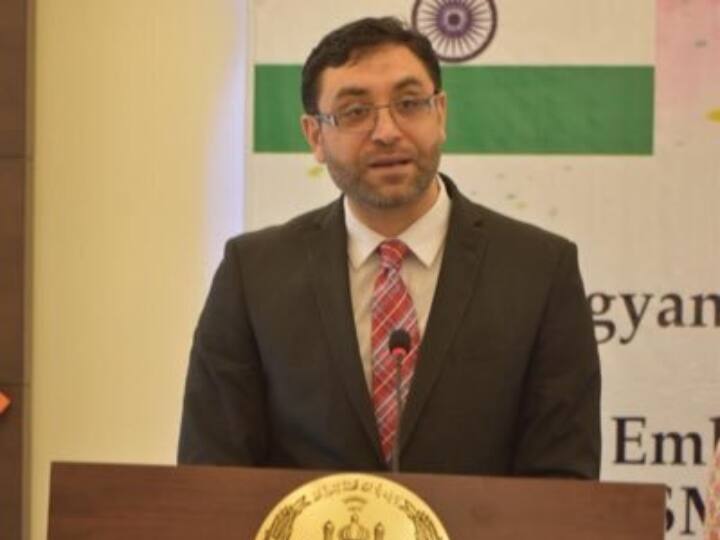 अफगानिस्तान में तालिबान के बढ़ते खतरे के बीच भारत ने जारी की सुरक्षा एडवाइजरी, अफगान राजदूत ने एबीपी न्यूज़ से की बात India issues security advisory amid growing threat of Taliban in Afghanistan ANN अफगानिस्तान में तालिबान के बढ़ते खतरे के बीच भारत ने जारी की सुरक्षा एडवाइजरी, अफगान राजदूत ने एबीपी न्यूज़ से की बात