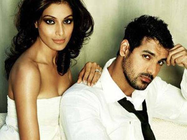 Bipasha Basu ने किया था खुलासा, क्यों टूटा था John Abraham से 9 साल पुराना रिश्ता?