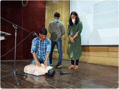 कोरोना की तीसरी लहर से निपटने के लिए दिल्ली में तैयार हो रही है युवाओं की हेल्थफोर्स, स्वास्थ्य आपदा से लड़ने में होंगे सक्षम