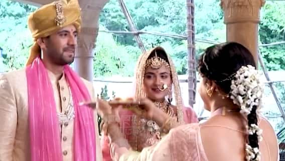 Shaurya & Anokhi's 'grah pravesh' after wedding