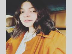 Actress AnushkaSharma pics : ஆஹா காதல் கொஞ்சி கொஞ்சி பேசுதே - அனுஷ்கா ஷர்மா