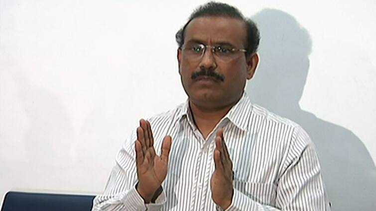 Maharashtra Health Minister Rajesh Tope on Coronavirus restriction in the state राज्यात निर्बंधांवर शिथिलता आणण्यासंदर्भात आरोग्यमंत्री टोपेंचं मोठं भाष्य, म्हणाले...
