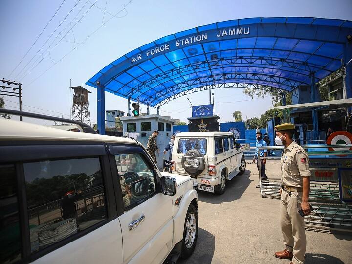 Jammu Airport Attack: NIA और जम्मू पुलिस हमले की जांच में जुटी, लोगों से कर रही पूछताछ