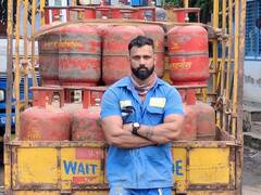 Cylinder Man : सोशल मीडियाने कॉमन मॅन सागरला रातोरात बनवलं 'सिलेंडर मॅन'