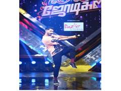 exclusive stills of Actor Nakkhul’s from BB Jodigal Show pics : அப்பள இதயங்கள் பத்திரம் ரெமோ ரேம்போ ரெமோ - நகுல்