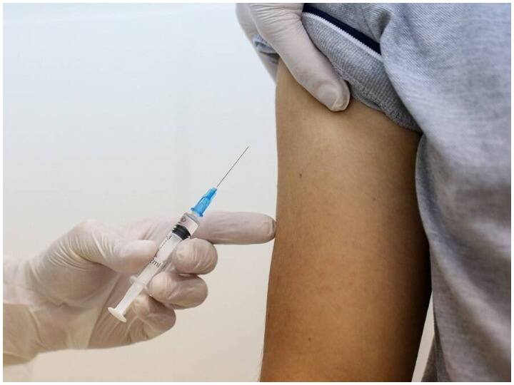 सनोफी-GSK की कोविड वैक्सीन को तीसरे चरण के ट्रायल के लिए DCGI से मिली मंजूरी