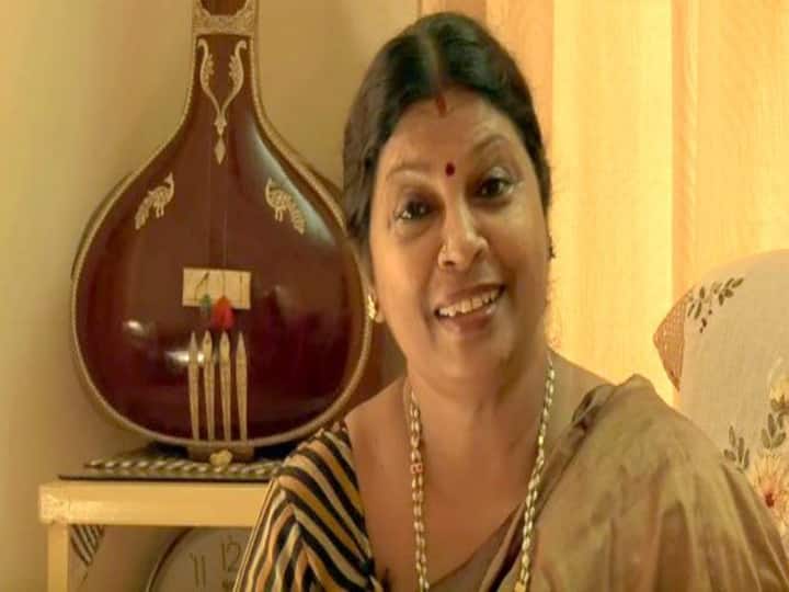 Some of the mesmerizing songs of singer Jency that can be heard in Night இரவு பொழுதை இனிமையாக்கும் ஜென்சியின் ப்ளே லிஸ்ட் !
