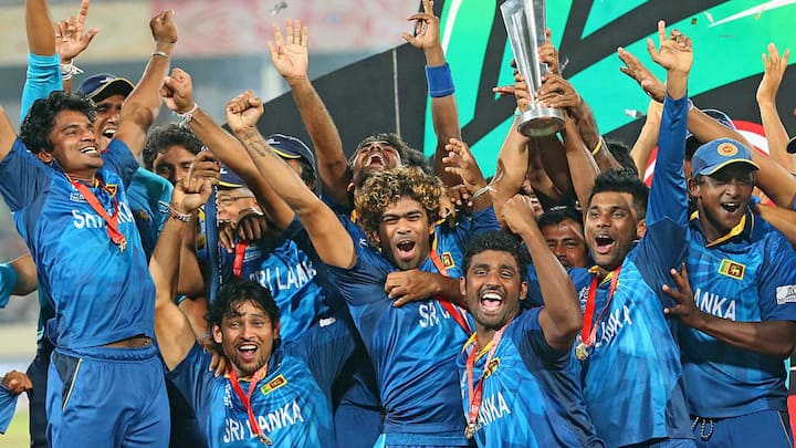 2014 में श्रीलंका ने 2012 वर्ल्ड कप में मिली हार का बदला ले लिया. श्रीलंका ने 2014 टी20 वर्ल्ड कप के फाइनल में इंडिया को मात देकर यह खिताब पहली बार अपने नाम किया.