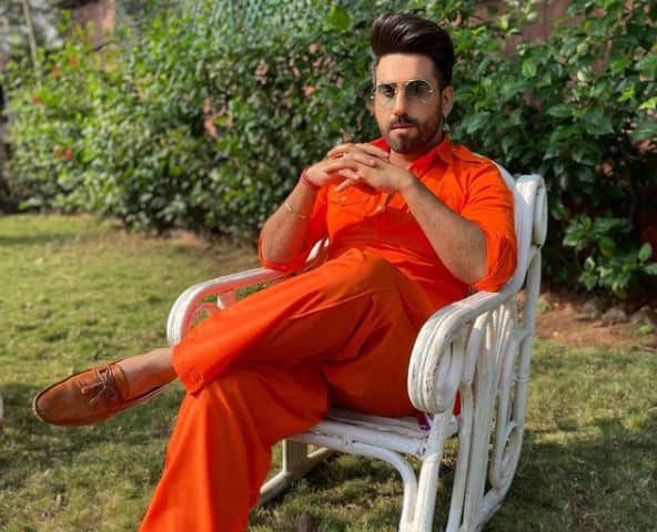 जम्मू: एयरपोर्ट स्टेशन पर हमले से कैसे सिहर उठे लोग, अभिनेता अनुज कोहली की जुबानी उस रात की कहानी Anuj Kohli on Jammu bombing: It was a huge blast and scary ANN जम्मू: एयरपोर्ट स्टेशन पर हमले से कैसे सिहर उठे लोग, अभिनेता अनुज कोहली की जुबानी उस रात की कहानी