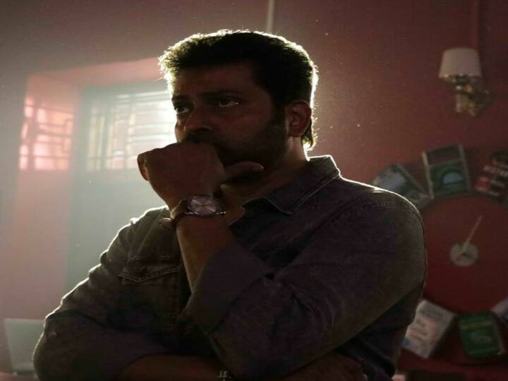 சுனில் குமார் - நரேனின் இயற்பெயர் மலையாளம் மற்றும் தமிழ் சினிமாக்களில் நடித்து வருகிறார்