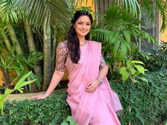 Actress Simran pics  : மனம் விரும்புதே உன்னை -  சிம்ரன்