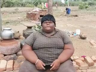 અમરેલીના આ 13 વર્ષના છોકરાનું વજન છે 140 કિલો, એક સાથે 7 રોટલા ખાઈ જતા સાગરની સારવાર માટે પરિવાર પાસે પૈસા નથી