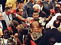 In pics : பாக்சிங் பகாசுரன் மைக் டைசன் : புகைப்படங்கள்