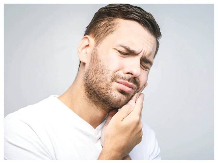 toothache is making your work difficult, then use these simple and effective home remedies दांत दर्द से कामकाज हो रहा है मुश्किल, तो अपनाएं ये साधारण और प्रभावी देसी नुस्खे