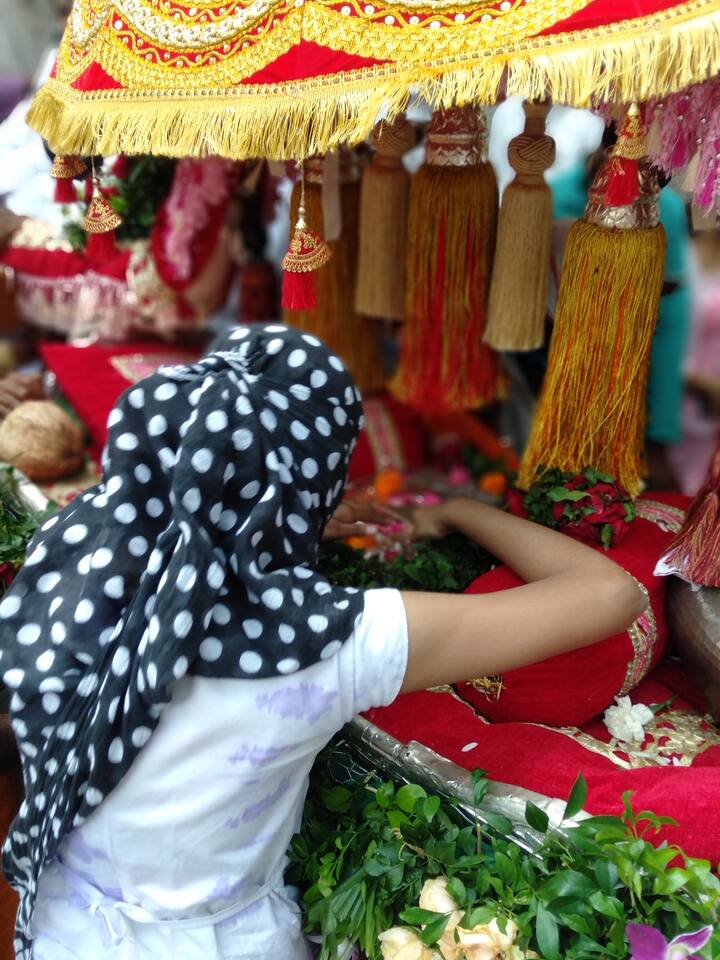 राज्यसभा खासदार संभाजीराजे छत्रपती आणि शिवसेनेचे खासदार श्रीरंग बारणे यावेळी उपस्थित होते. (फोटो क्रेडिट - अमोल गव्हाळे)