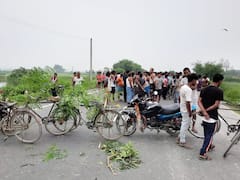 बिहारः सिवान में बड़ा हादसा, अनियंत्रित ट्रक ने शौच कर रहे लोगों को कुचला, 2 की मौत