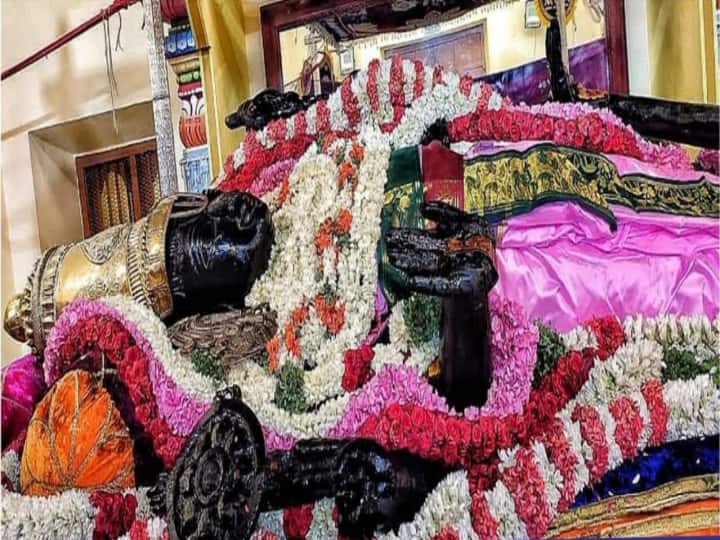 அத்திவரதர் 8-வது நாள் புகைப்படம்