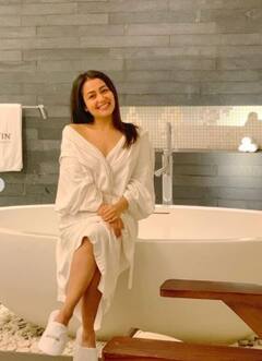 Neha Kakkar Shares Her After Shower PICS Posing In Bathrobe, Hubby Rohanpreet Reacts!