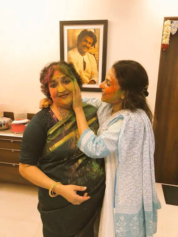 सुपरस्टार रजनीकांत की फैमिली. (Photo Credit: Soundarya Rajinikanth Twitter)