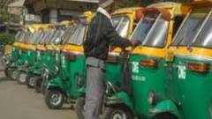 Auto Service Disrupted: রুট-বিবাদের জেরে এয়ারপোর্ট ১ নম্বর থেকে বন্ধ অটো