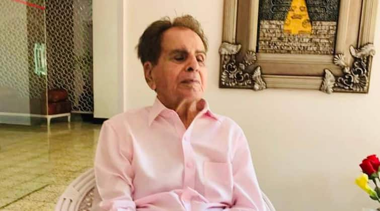 Bollywood actor dilip kumar passes away Dilip Kumar Death: બોલિવૂડના દિગ્ગજ અભિનેતા દિલીપ કુમારનું 98 વર્ષની વયે નિધન