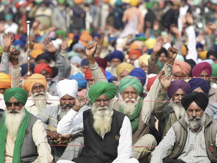 FIR Against 200 Protesting Farmers For Creating Ruckus At Ghazipur Border Police File FIR Against 200 Protesting Farmers For Creating Ruckus At Ghazipur Border