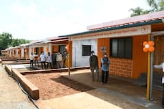 तिवरे धरणग्रस्तांसाठीच्या 24 घरांचे मुख्यमंत्र्यांच्या हस्ते लोकार्पण, उर्वरीत घरांसाठी 7 कोटींचा निधी देणार