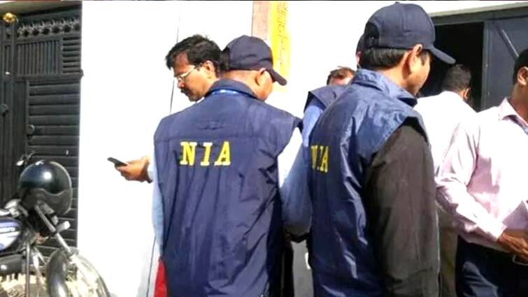 Mansukh Hiren Murder Case: NIA ने एक बड़े व्यापारी का दर्ज किया बयान, पूर्व एनकाउंटर स्पेशलिस्ट प्रदीप शर्मा का है बेहद करीबी
