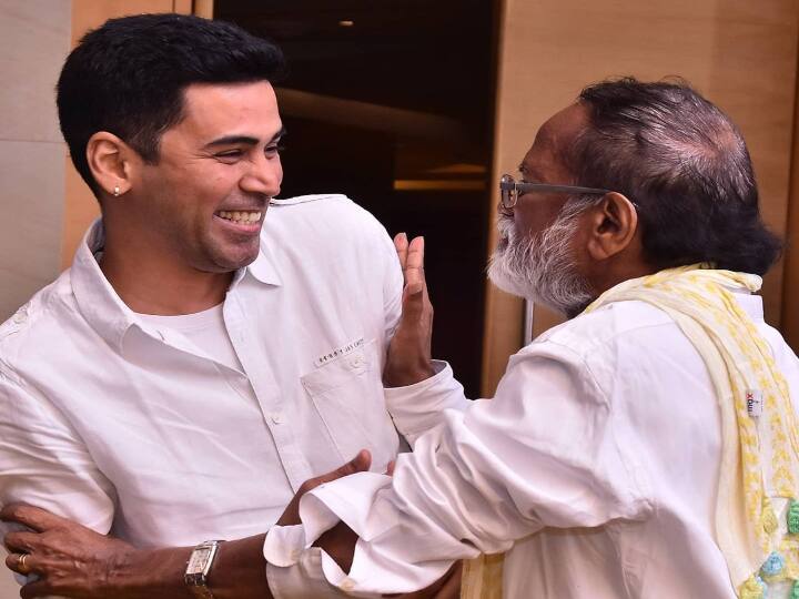 க்ரிஷ், தி காஸ்பி ஷோ மற்றும் நேஷனல் ட்ரெஷர்: புக் ஆஃப் சீக்ரெட்ஸின் தொகுப்புகளில் உதவியாளராக பணியாற்றினார்