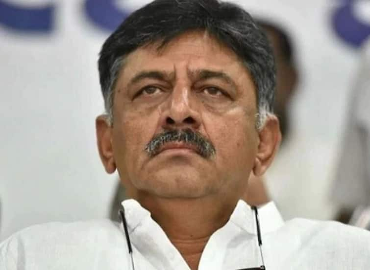 DK Shivakumar claims- Over 3 lakh people died, Karnataka govt fudging Covid death figures Karnataka Corona Death: डीके शिवकुमार का दावा- इस साल जून तक राज्य में कोरोना से 35 हजार नहीं 3 लाख मरे, आंकड़े छुपा रही सरकार