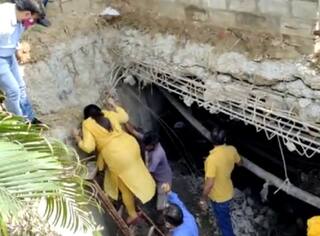 ગુજરાત ભાજપના કયા મહિલા દિગ્ગજ નેતાએ વરસાદી કાંસમાં ઉતરી અધિકારીઓને લગાવ્યા કામે?