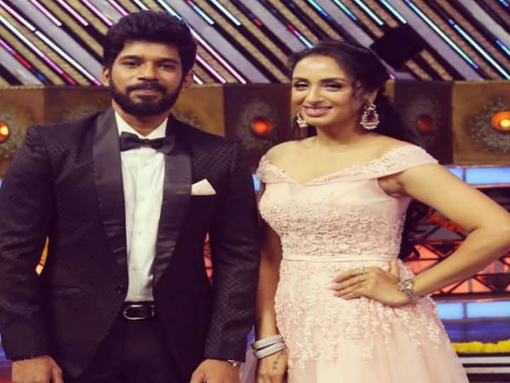 இவரது நடனத்தால் பலரையும் ஈர்த்து உள்ளார். சித்ராவும், குமரனும் ஆடினால் அன்றைக்கு அதுதான் வைரல்..