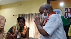 Zila Panchayat Adhyaksh Chunav: Ghazipur से Rekha Bhatt और उनके पति Dinesh Bhatt BJP में शामिल